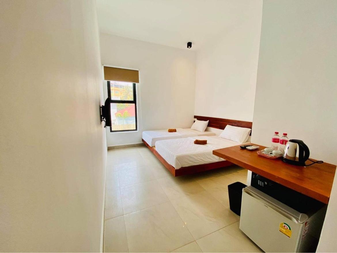 Onederz Kampot Hostel ภายนอก รูปภาพ