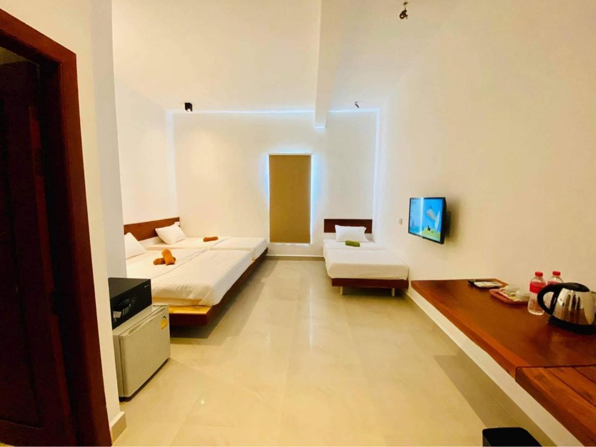 Onederz Kampot Hostel ภายนอก รูปภาพ