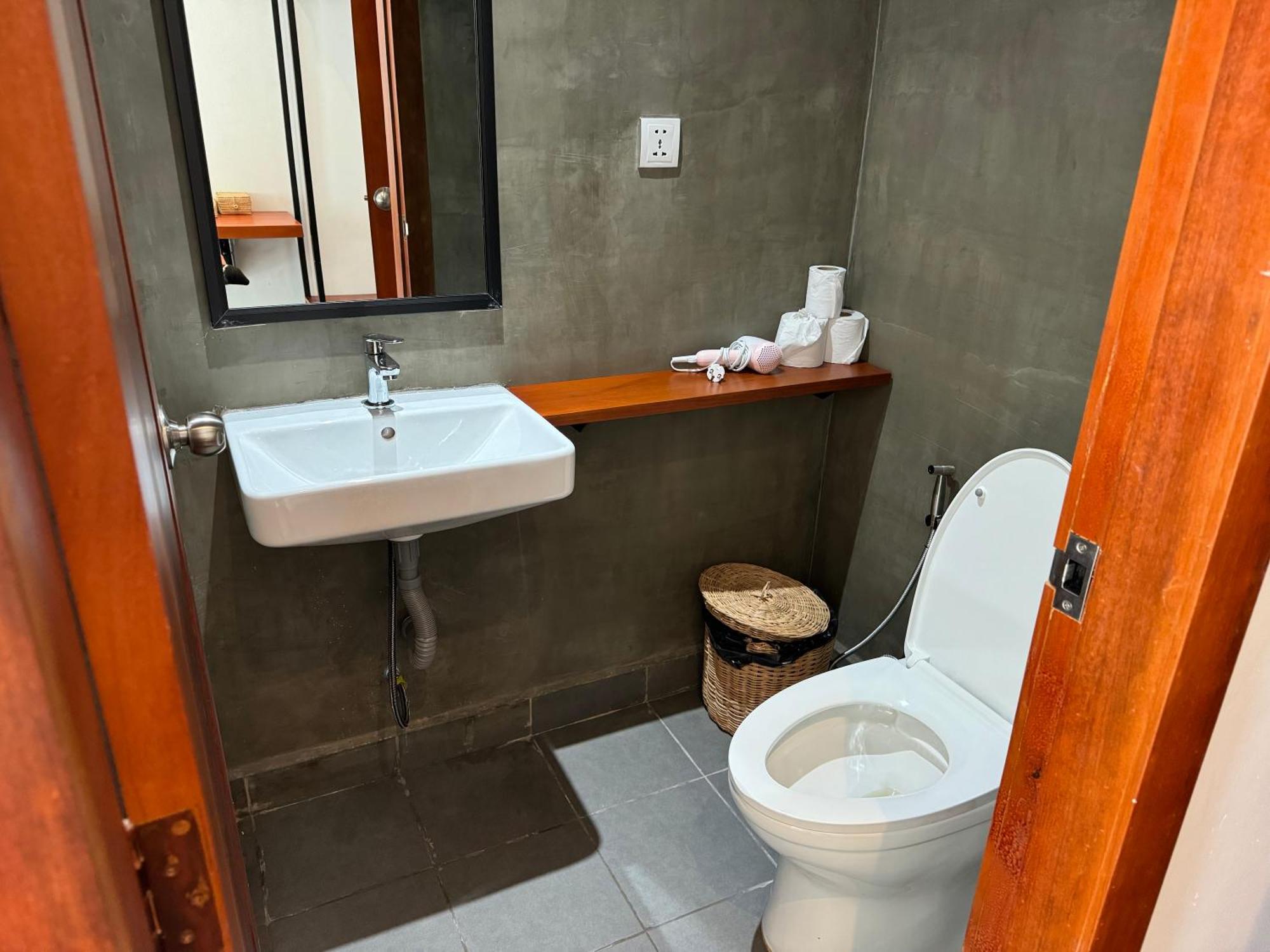 Onederz Kampot Hostel ภายนอก รูปภาพ